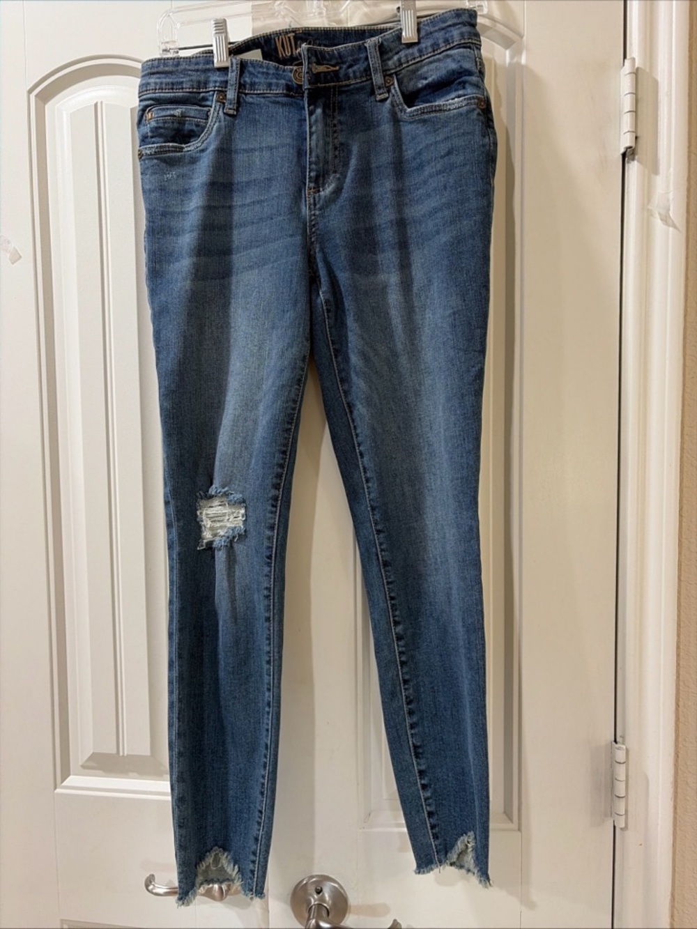 Kut from the Kloth Medium Blue Distressed Skinny Jeans